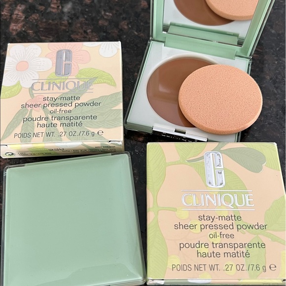 (2) NEW in Box Clinique Stay-Matte Sheer Pressed Powder Stay Nutmeg (20) - Picture 5 of 10